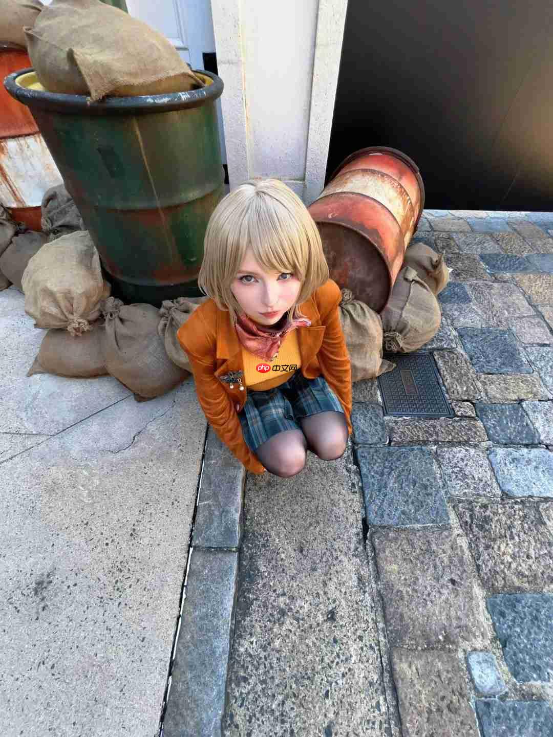 日本性感Coser演绎《合金装备3:重制版》EVA