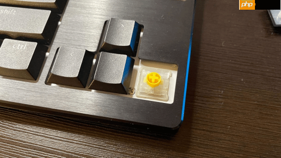 IGN给雷蛇黑寡妇V4薄型版打8分!紧凑又高性能!