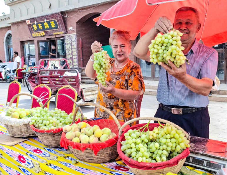新疆维吾尔自治区成立70周年 伊犁河三桥将于9月底通车! - php中文网