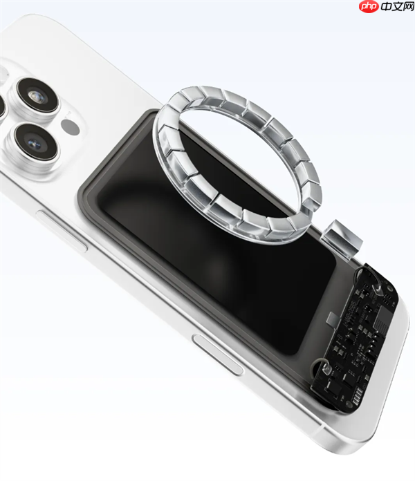 闪极199元磁吸充电宝发布：仅0.85cm超博 带壳也能吸