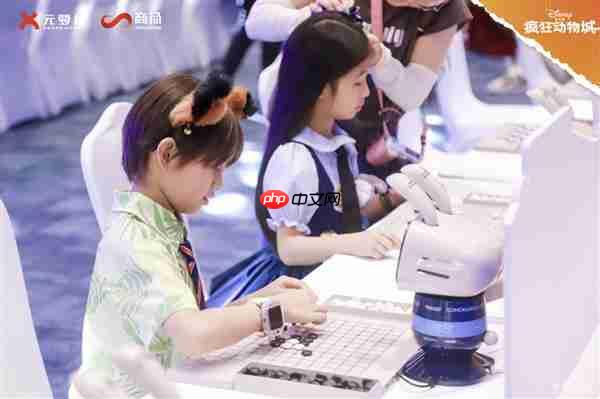 重磅!商汤元萝卜联动疯狂动物城发布朱迪系列新品