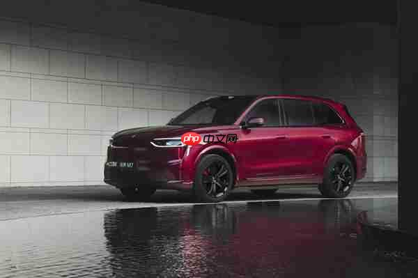 全新问界M7内饰美图曝光！主驾零重力座椅上车  家庭出行体验再升级