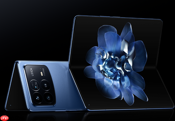 雷军和苹果杠上了?曝小米新折叠将对标iPhone Fold