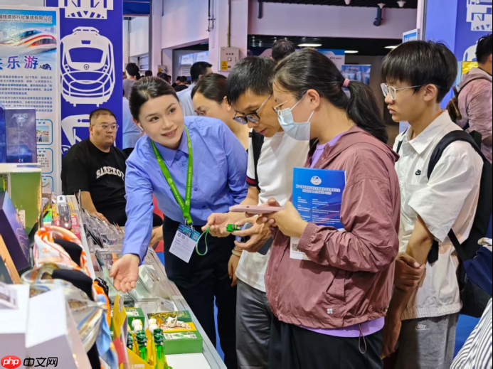 上铁文创亮相国际铁路装备展
