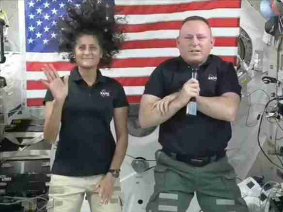 被困太空9个月!美国两名宇航员3月19日将回到地球