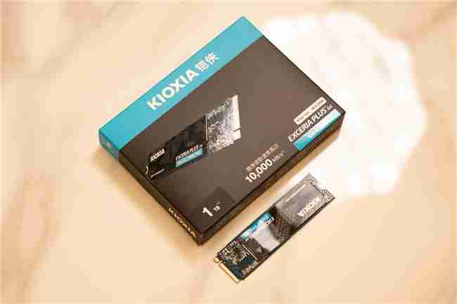 铠侠EXCERIA PLUS G4(VD10)PCIe5.0固态硬盘评测:超大缓存不掉速,控温效果奇佳的PCIe 5.0固态!