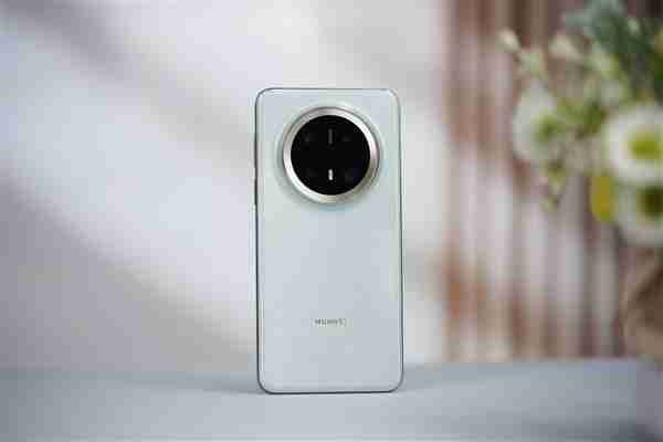 2024年中国手机市场:华为才是最大赢家 同比增长36%超所有竞争对手