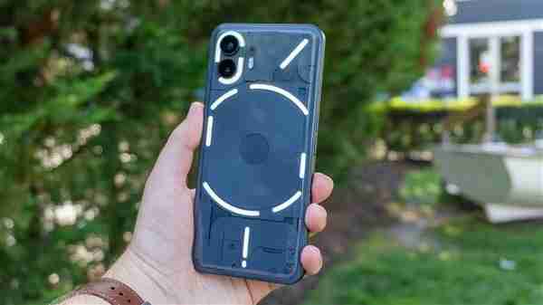 Nothing新机预热:三摄模块布局正式揭晓