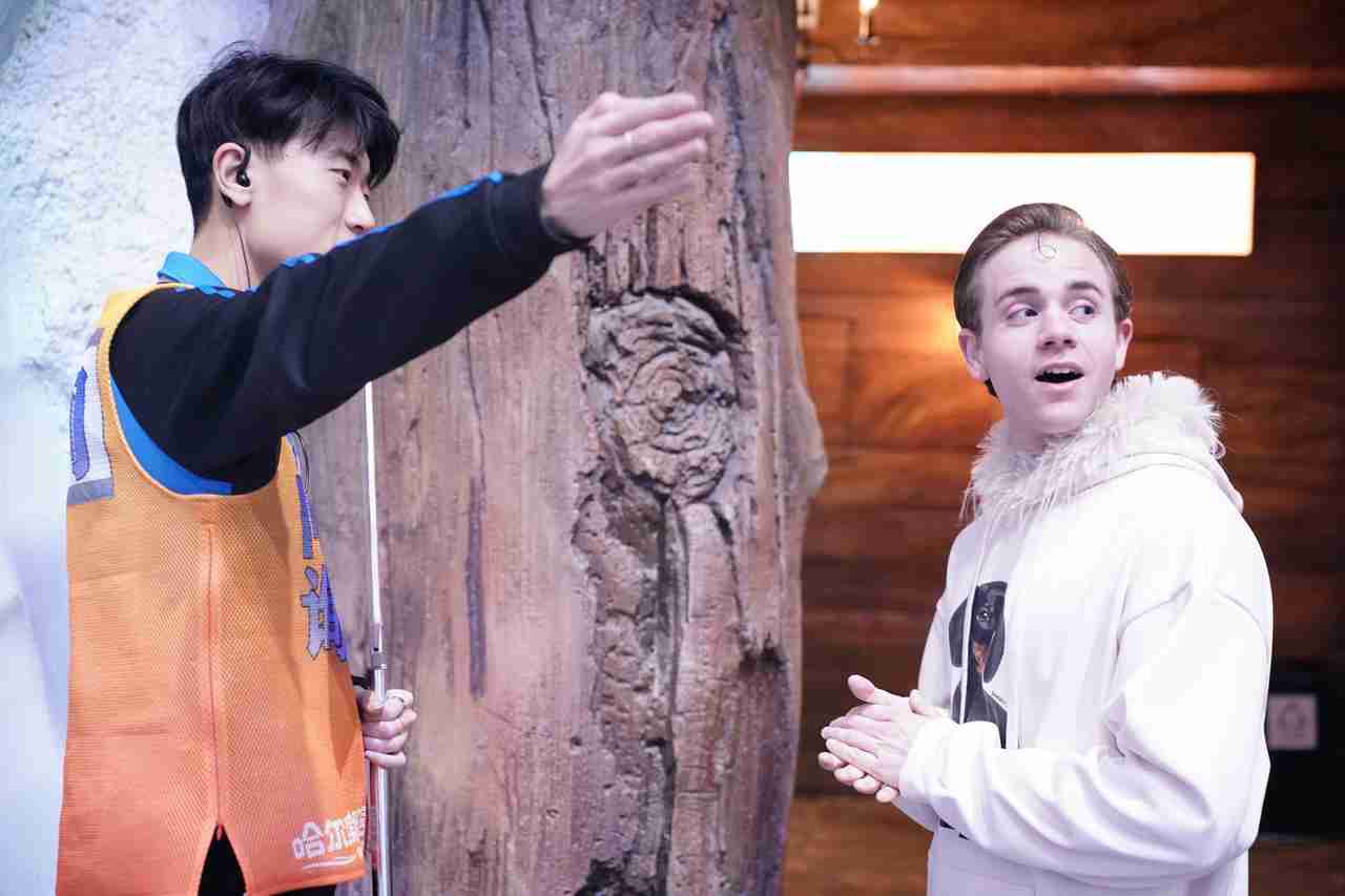 从挑剔“洋土豆”到哈尔滨冰雪迷：看讯飞翻译机如何融化语言障碍