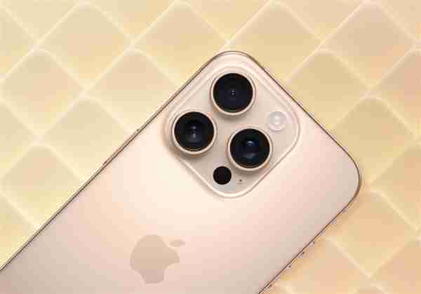 iPhone 16系列国内销量突破1300万:标准版表现平平 Pro版成主力