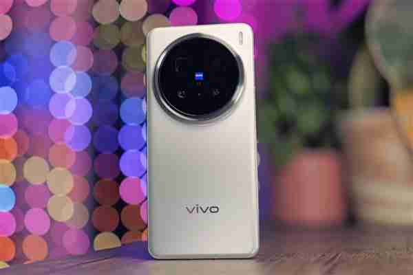 vivo拿下2024年中国手机市场销量第一名:夺得4连冠