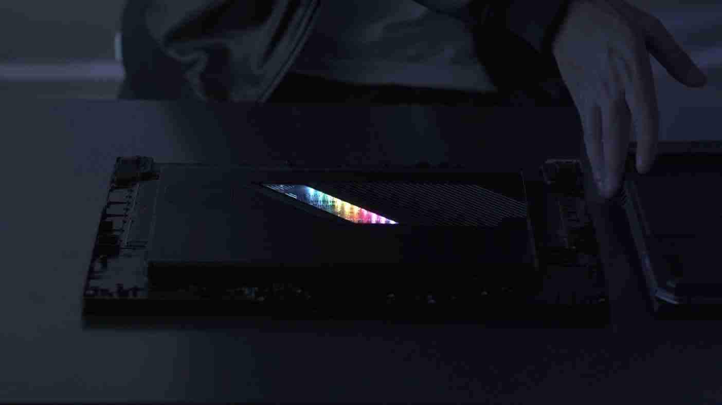 华硕 ROG 幻 X 2025 预热,号称“最强游戏平板电脑回归”