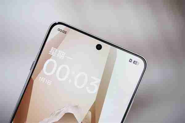 行业顶级1.5K直屏!一加Ace 5图赏