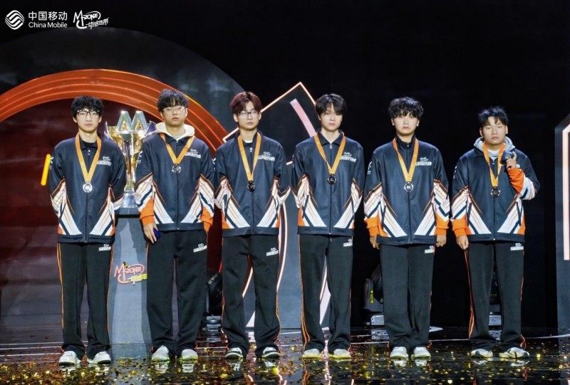 高校电竞星光闪耀!福软TLG战队在2024年动感地带5G校园先锋赛全国总决赛折桂!