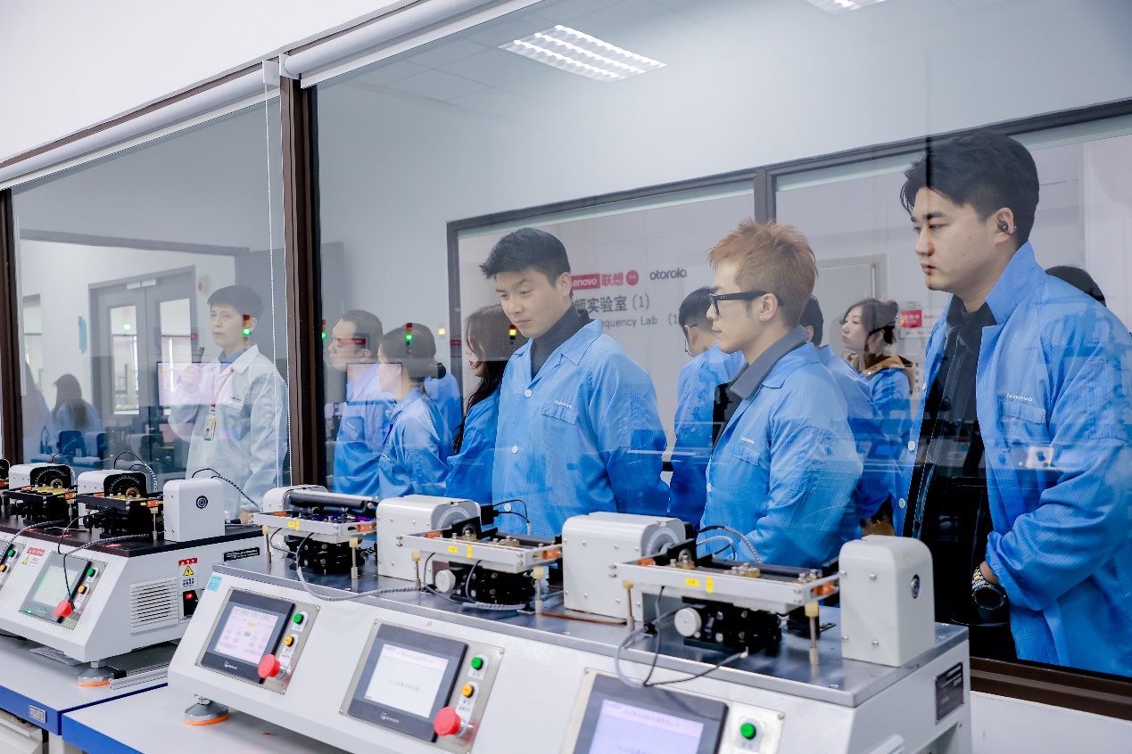 联想“一体多端”战略持续落地,联想新质媒体沙龙在武汉举办 联想“一体多端”战略持续落地,联想新质媒体沙龙在武汉举办