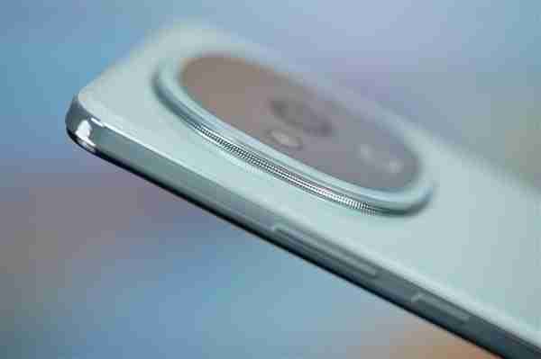 清新美背种草了!vivo Y300图赏