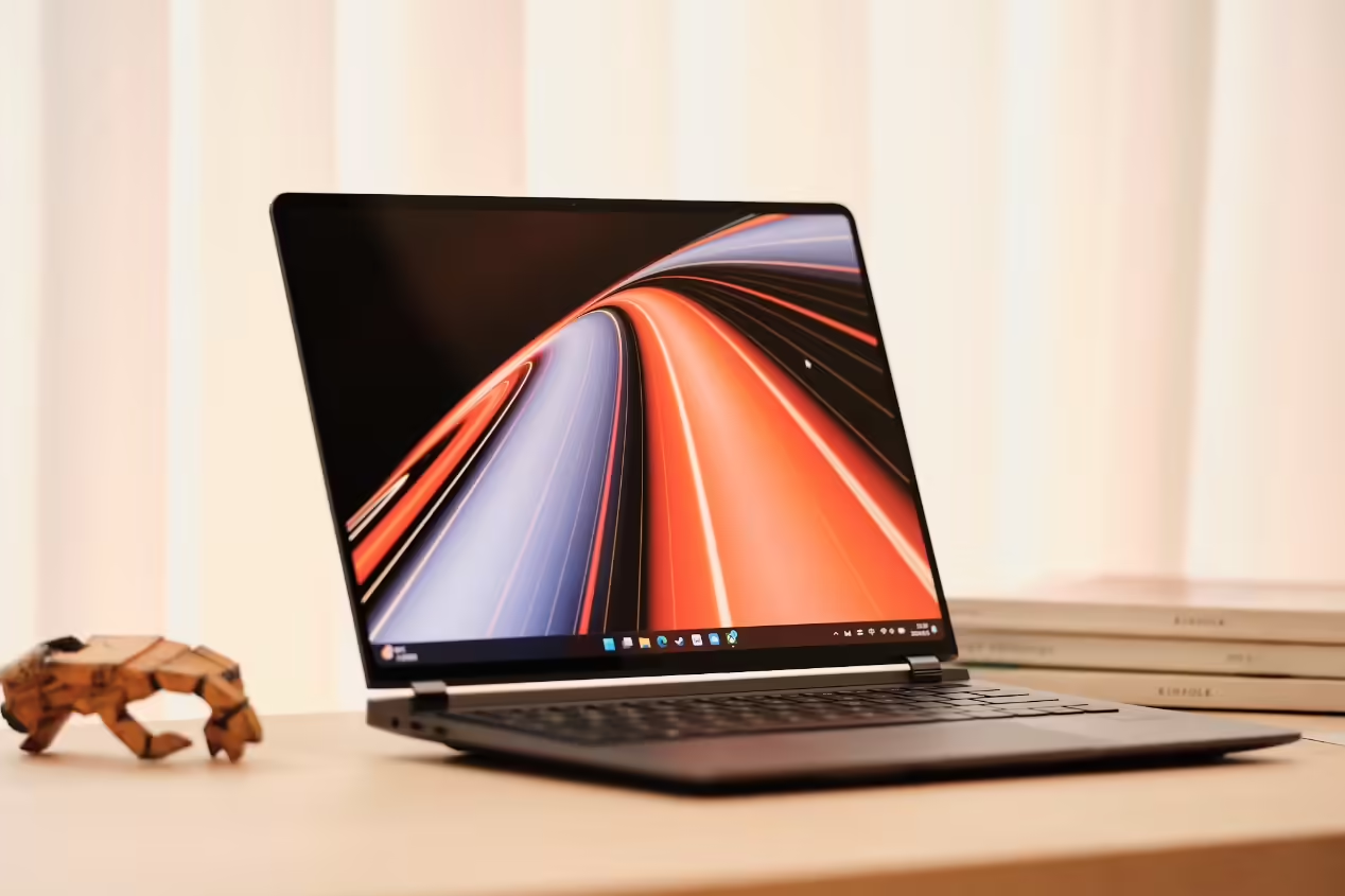 智慧办公新选择，华为 PC 助你年终总结轻松又高效