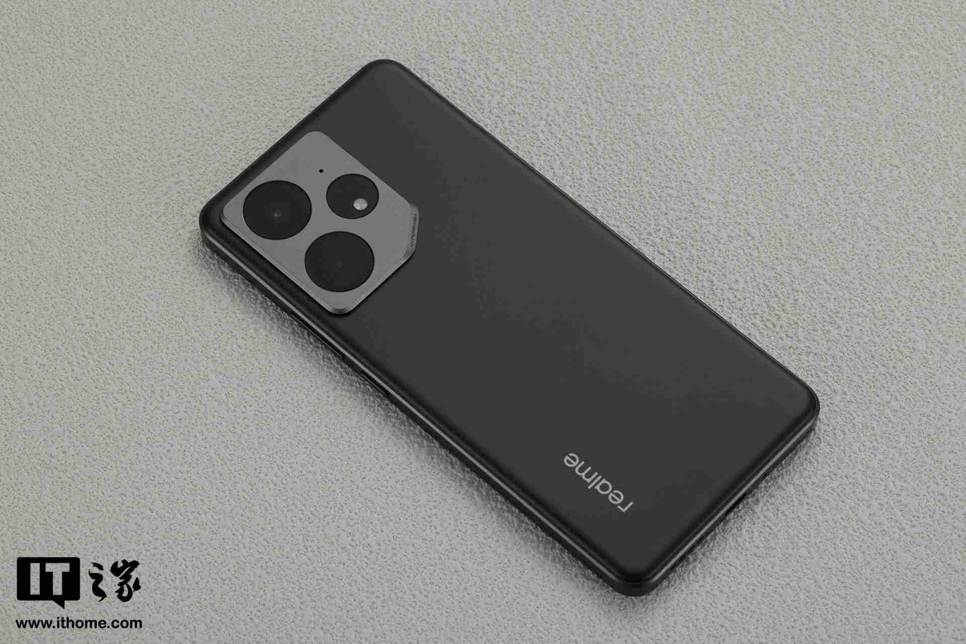 真我 Neo7 图赏：8.5mm 机身内竟塞进 7000mAh 大电池