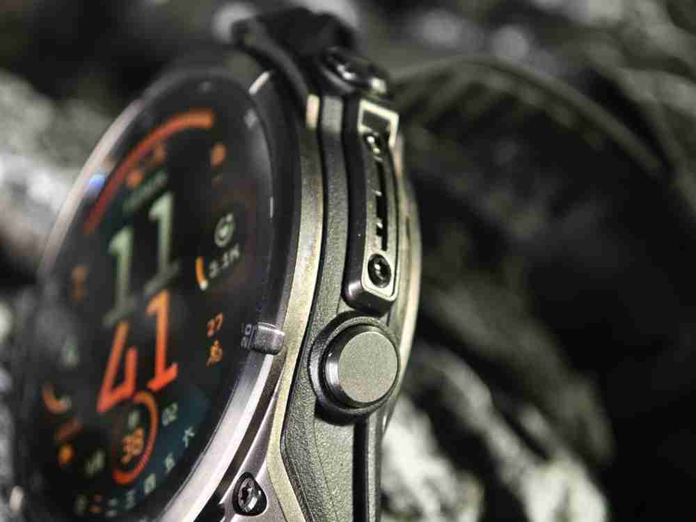 佳明Fenix 8 图赏：智能科技与户外运动的完美结合