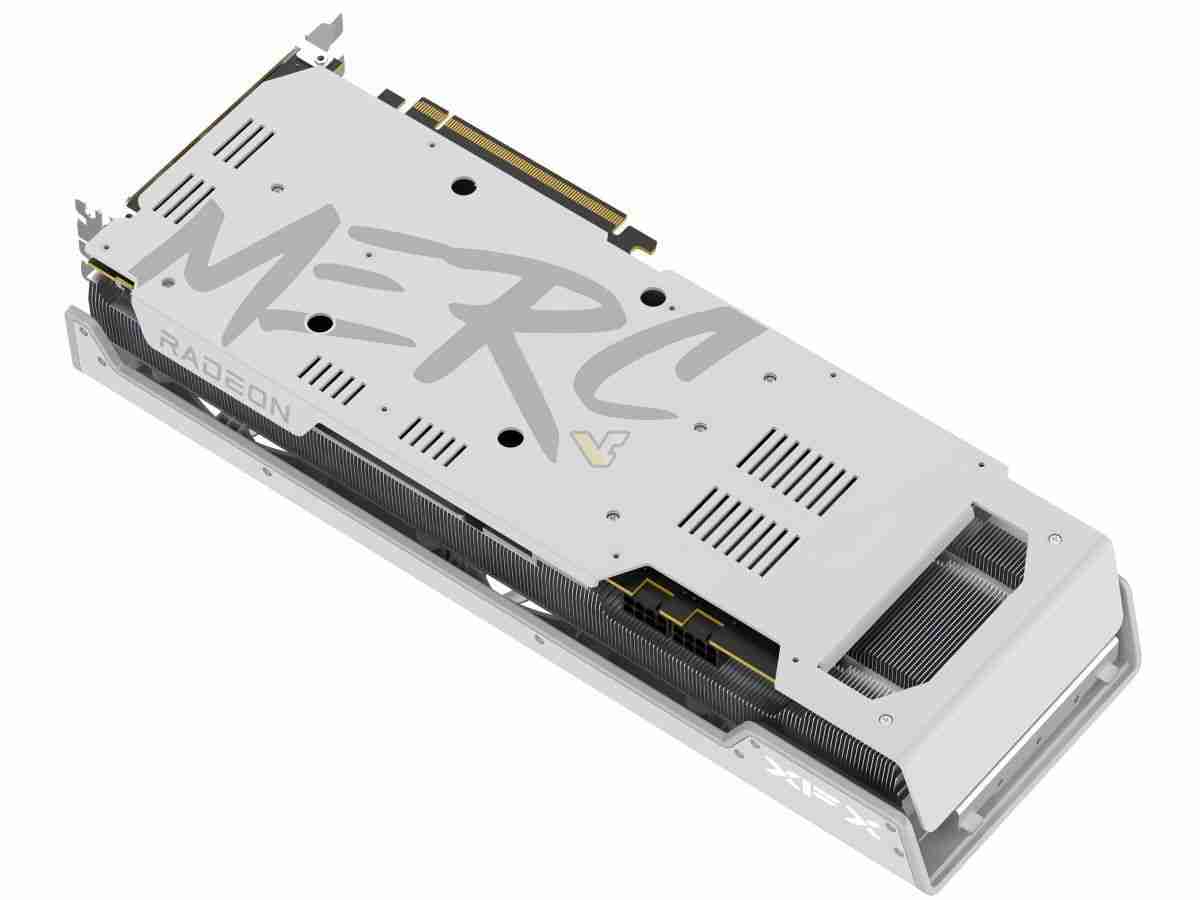XFX 讯景白色版 RX 7900 XT 显卡曝光：高性能、高颜值