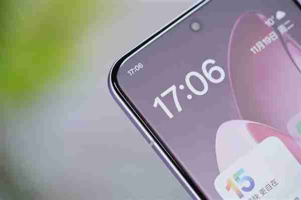 全等深四微曲屏!OPPO Reno13 Pro图赏