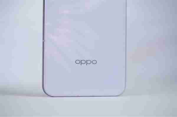 全等深四微曲屏!OPPO Reno13 Pro图赏