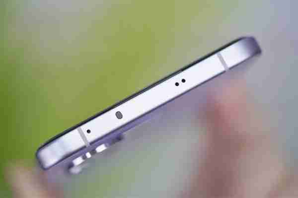 全等深四微曲屏!OPPO Reno13 Pro图赏