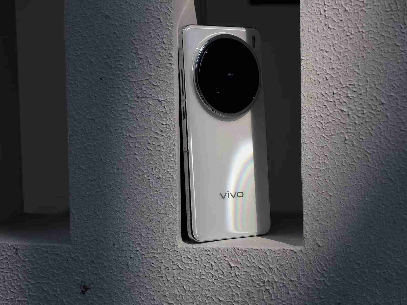 X200 Pro炫光问题被vivo用AI修好了？我们实测了一下