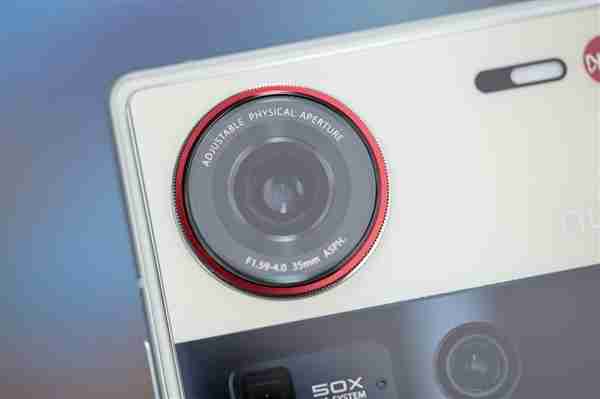 完美真全面屏!努比亚Z70 Ultra图赏