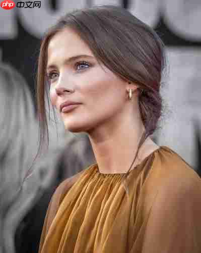 《猎魔人》希里演员在大超走后哭了 也不想演了