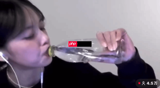 武喝！《寂静岭f》女主加藤小夏玩游戏喝酒壮胆