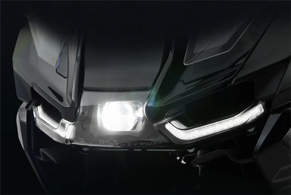 史上最强拳击手发动机 宝马全新R 1300 RT公升摩托上市：31.99万