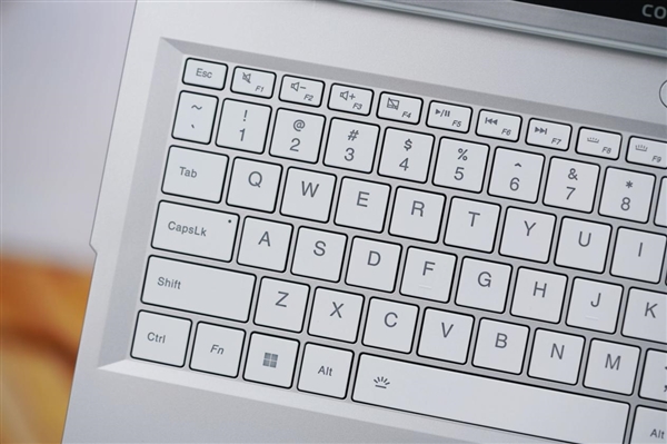 新一代国风电竞本!七彩虹将星X16 Pro图赏