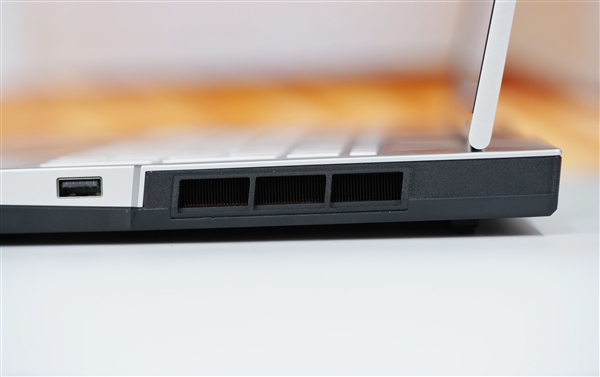 新一代国风电竞本!七彩虹将星X16 Pro图赏