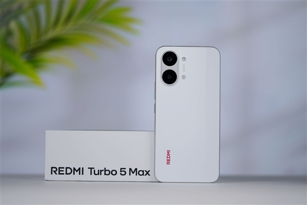 9000mAh小米史上最大电池！REDMI Turbo 5 Max图赏