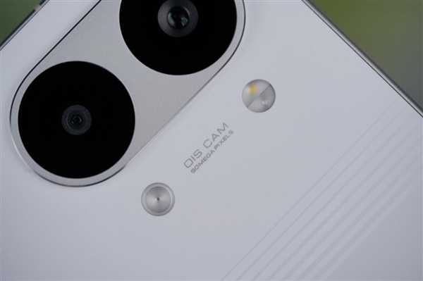 9000mAh小米史上最大电池！REDMI Turbo 5 Max图赏